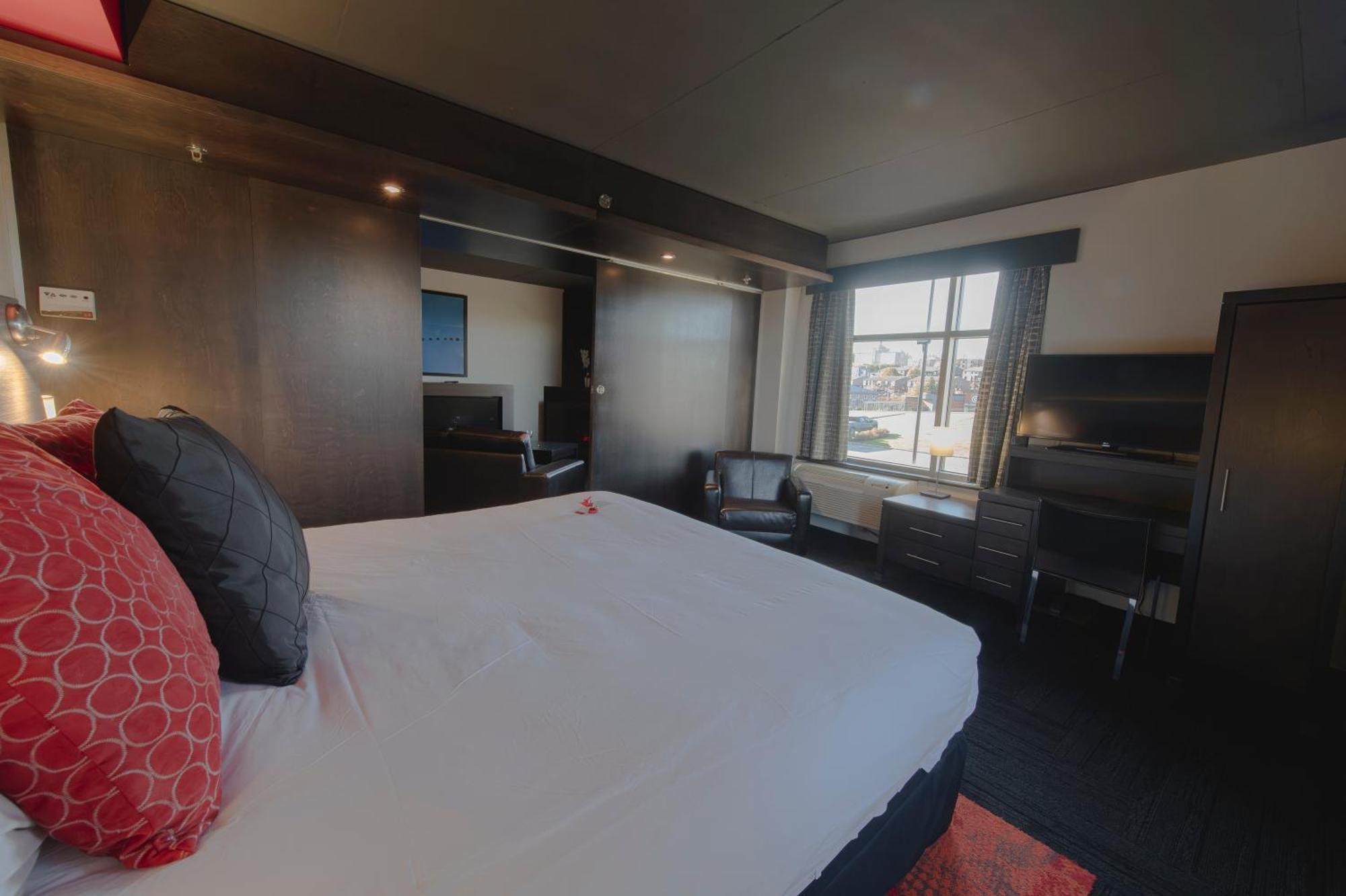 Grand Times Hotel - Aeroport De Quebec Extérieur photo